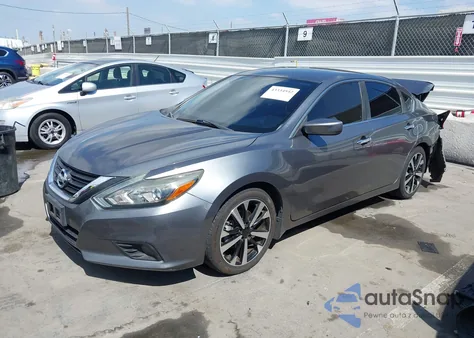 2018 Nissan Altima 2.5 Sr из США, поврежденный, VIN 1N4AL3AP0JC143268